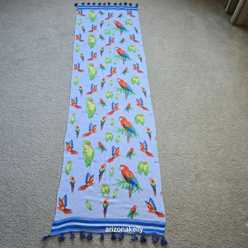 Talbots Lightweight Scarf Parrots Macaw Lovebird Bird